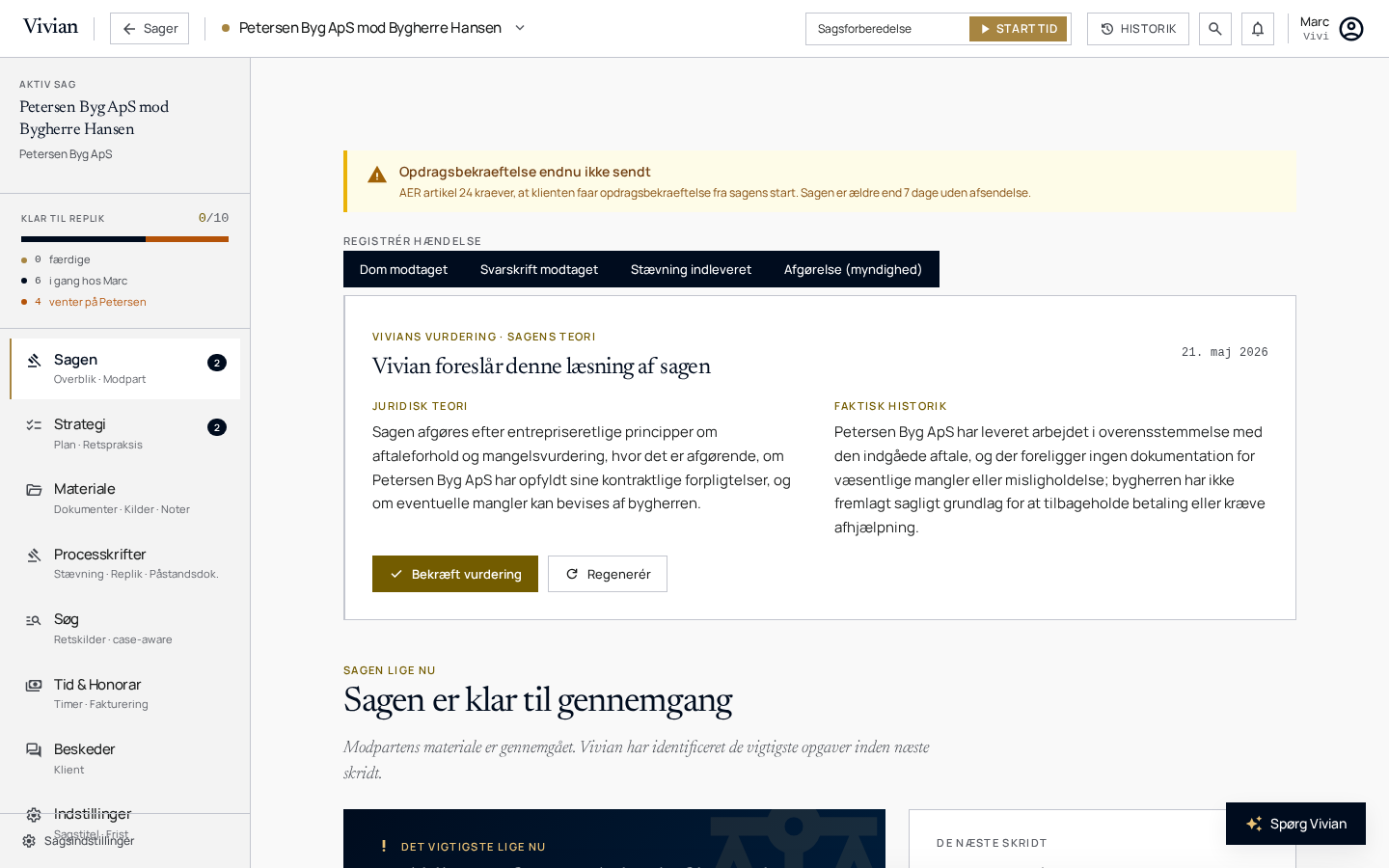 Vivians sagsoversigt med en foreslået læsning af en fiktiv entreprisesag og mulighed for at gennemgå vurderingen.